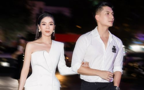 Hạnh phúc cùng Lâm Bảo Châu ở tuổi tứ tuần, Lệ Quyên tiết lộ vẫn còn thích nổi loạn