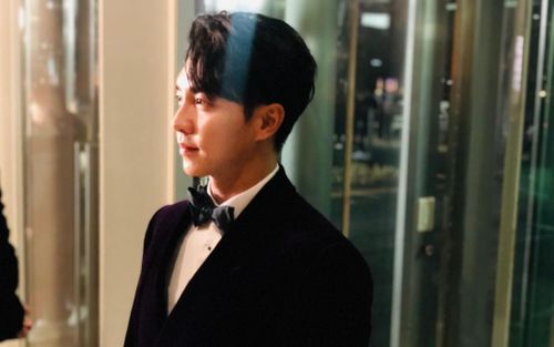 Lee Seung Gi công khai bày tỏ tình cảm nồng nhiệt với vợ sắp cưới