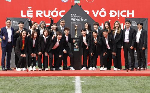 'Thật tự hào khi chứng kiến Cúp vàng World Cup đến Việt Nam'