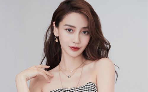 Angelababy nâng tầm nhan sắc chỉ nhờ thay đổi một điểm này trên khuôn mặt
