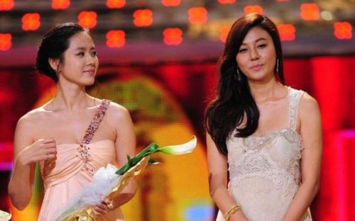 Son Ye Jin và Kim Ha Neul liệu có vượt mặt được 'Chị đại của showbiz Hàn' khi chung một khung hình?
