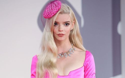 Anya Taylor-Joy trở thành game thủ bất đắc dĩ sau khi lồng tiếng cho Super Mario