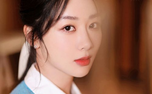 Nhan sắc Dương Tử lại gây tranh cãi: Xinh đấy nhưng sao giống Triệu Lệ Dĩnh thế này