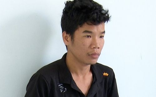 Xin đến chơi nhà nhưng bạn gái không cho, gã đàn ông cục súc làm ra hành động ớn lạnh