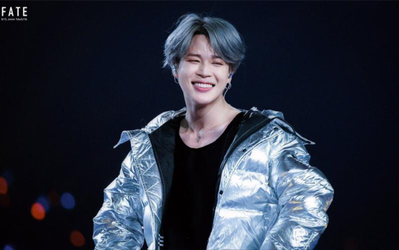 Jimin (BTS) - một trong những ngôi sao điển trai và tài năng nhất nhóm nhạc BTS. Anh ấy không chỉ sở hữu giọng hát cực đỉnh mà còn là một vũ công xuất sắc. Nếu bạn là một fan hâm mộ của BTS và Jimin, thì không thể bỏ qua bức ảnh này. Cùng chiêm ngưỡng vẻ đẹp và tài năng của Jimin ngay thôi nào!