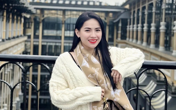  Hà Linh từng tuyên bố không nhận 1 đồng PR, vậy cô kiếm từ đâu?